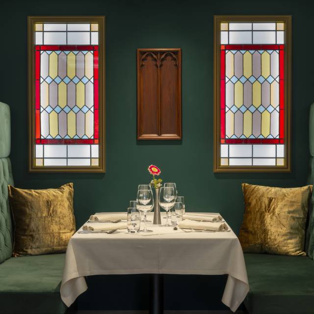 Historische Nischen im Panoramarestaurant