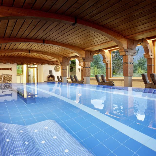 Der Innenpool im Wellnesshotel Prinz Luitpold Bad im Allgäu